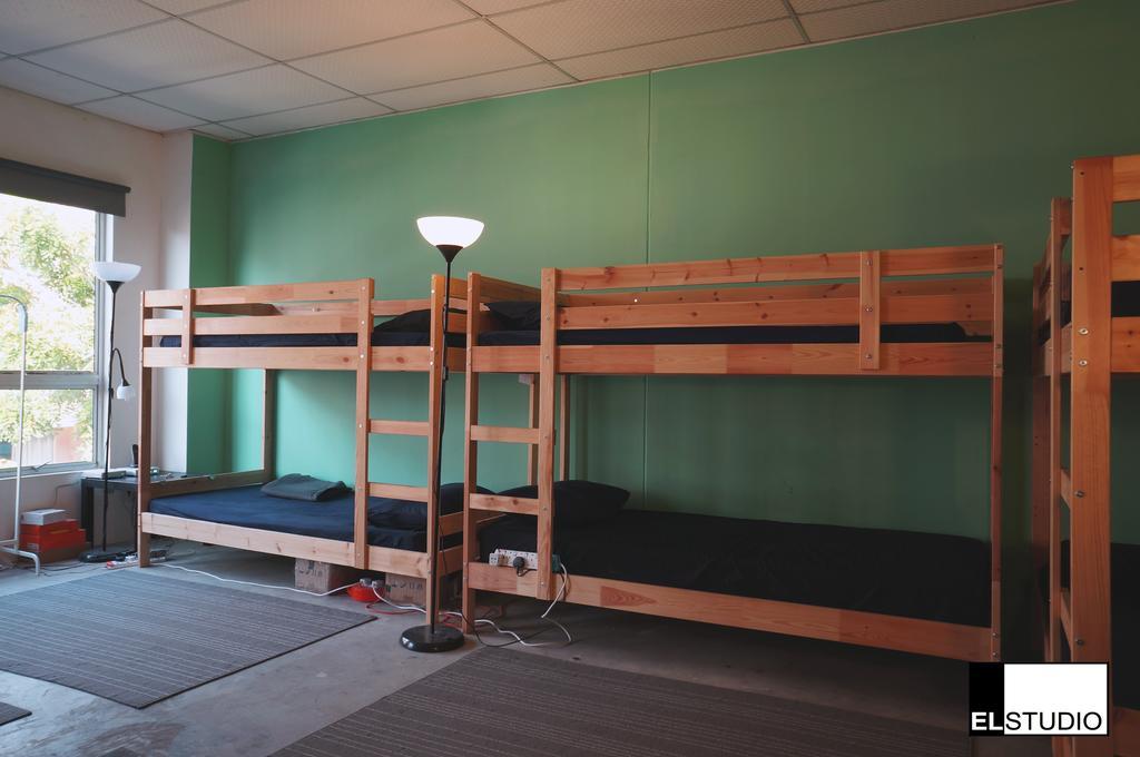 El Studio Hostel Langkawiクア エクステリア 写真